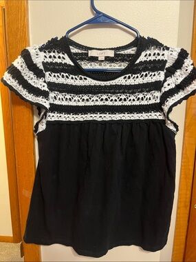 LOFT Black & White Crochet Yoke Short Sleeve Blouse
